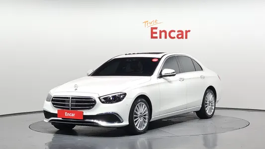 Mercedes-Benz E-Class W213 E250 2023