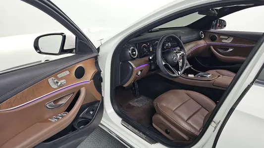 Mercedes-Benz E-Class W213 E250 2023 11