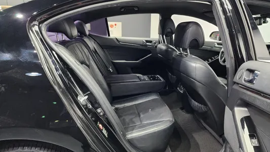 Kia K7 VG270 2010 12