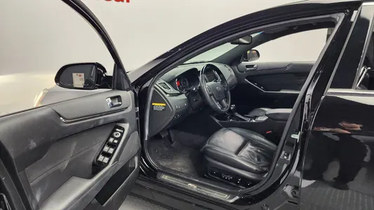 Kia K7 VG270 2010 10