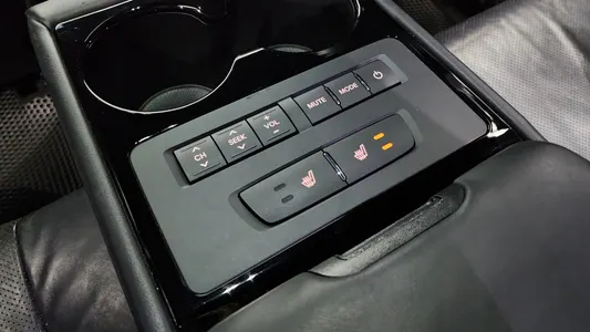 Kia K7 VG270 2010 19