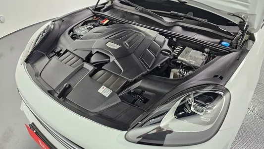 Porsche (PO536) 3.0 2020 6