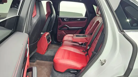 Porsche (PO536) 3.0 2020 11
