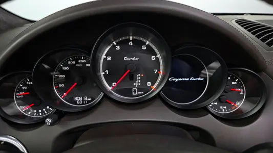 Porsche 카이엔 4.8 2011 8