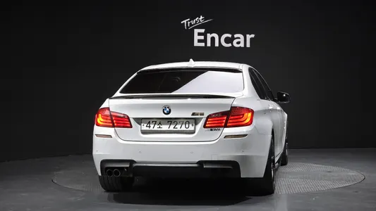 BMW 5 Series (F10) 520d M 2013 4