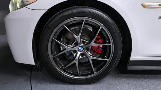 BMW 5 Series (F10) 520d M 2013 5