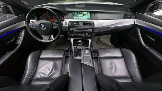 BMW 5 Series (F10) 520d M 2013 7