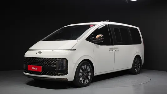 Hyundai Staria 4WD 9 2022