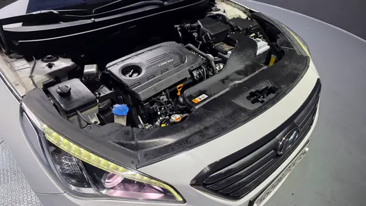 Hyundai LF 1.7 2016 6