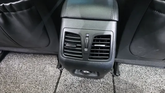 Hyundai LF 1.7 2016 19