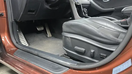 Hyundai i30() 1.6 VGT 2012 17