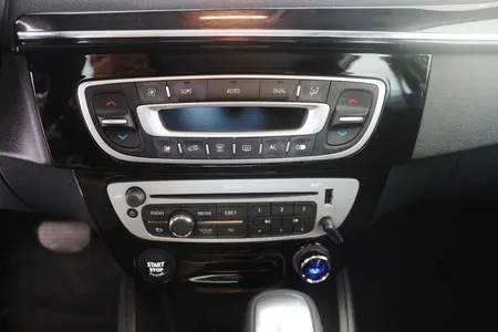 Renault Korea SM3 LE 2016 17