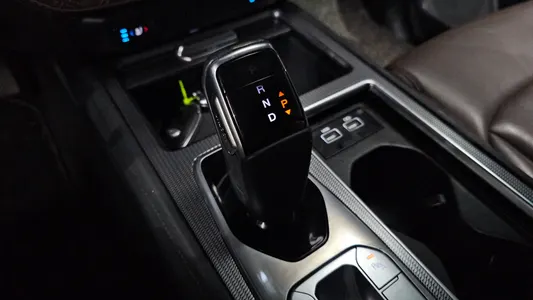 KG Mobility 렉스턴 2.2 4WD 2022 9