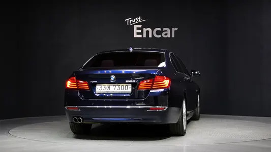 BMW 5 Series (F10) 528i xDrive 2014 4