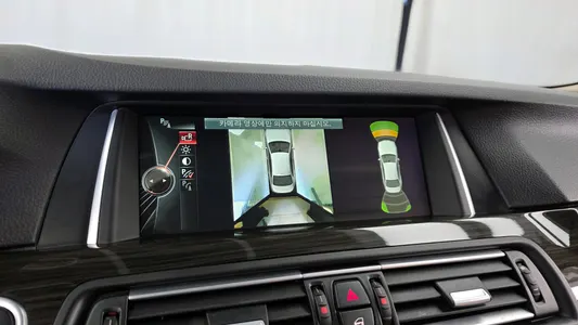 BMW 5 Series (F10) 528i xDrive 2014 15
