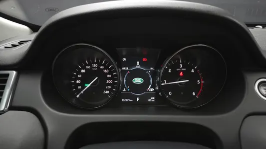 Land Rover 디스커버리 스포츠 2.0 TD4 SE 2019 8
