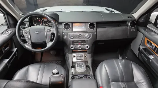 Land Rover 4 3.0 SDV6 SE 2015 7