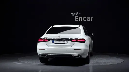 Mercedes-Benz E-Class W213 E250 2020 4