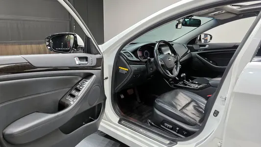 Kia K7 2.4 GDI 2013 11