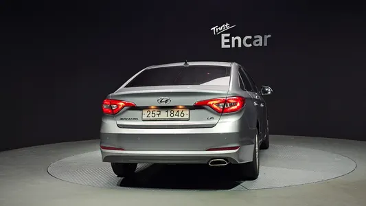 Hyundai LF LPI 2014 4