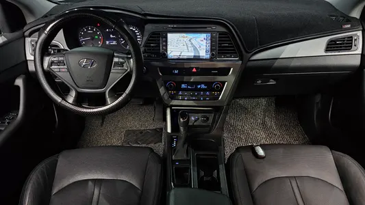 Hyundai LF LPI 2014 7