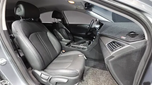 Hyundai LF LPI 2014 10