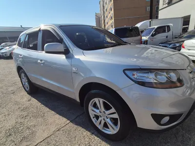 Hyundai CM 4WD(2.2 e-VGT) CLX 2010