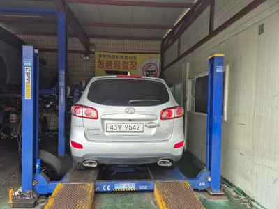 Hyundai CM 4WD(2.2 e-VGT) CLX 2010 10