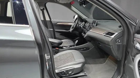 BMW X1 (F48) xDrive 20i 2021 10
