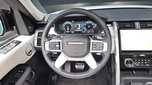 Land Rover 5 2.0 P300 S 2025 13