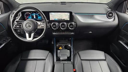 Mercedes-Benz GLA-Class H247 GLA220 2021 7