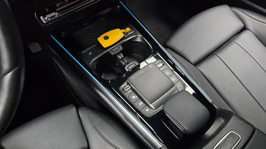 Mercedes-Benz GLA-Class H247 GLA220 2021 9