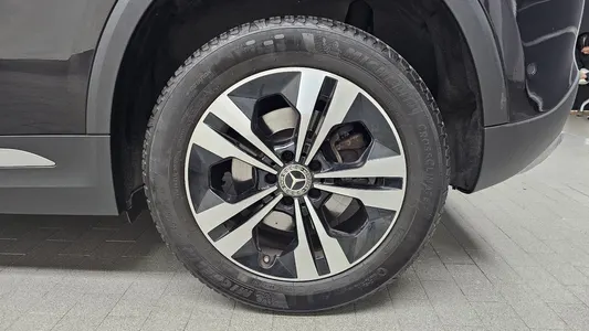 Mercedes-Benz GLA-Class H247 GLA220 2021 21