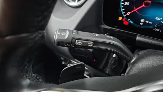 Mercedes-Benz GLA-Class H247 GLA220 2021 27