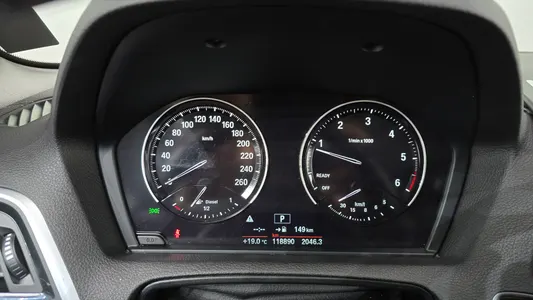 BMW 1 Series (F20) 118d 5 2018 8