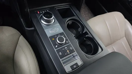 Land Rover 5 2.0 SD4 SE 2019 9