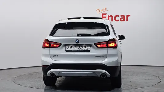 BMW X1 (F48) xDrive 20i xLine 2022 4
