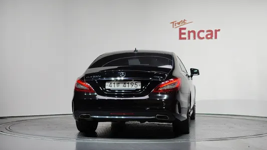 Mercedes-Benz CLS-Class W218 CLS250 d 4MATIC AMG Line 2017 4