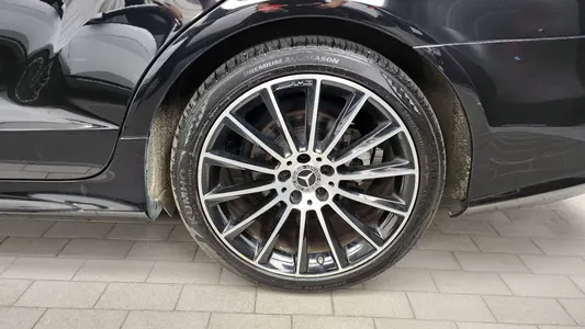 Mercedes-Benz CLS-Class W218 CLS250 d 4MATIC AMG Line 2017 21