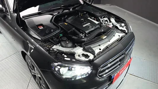 Mercedes-Benz E-Class W213 E300e 4MATIC 2021 6