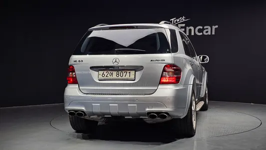 Mercedes-Benz M-Class W164 ML63 AMG 2008 4