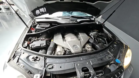 Mercedes-Benz M-Class W164 ML63 AMG 2008 6
