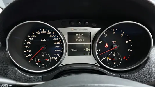 Mercedes-Benz M-Class W164 ML63 AMG 2008 8