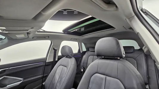 Audi Q3 (F3) 35 TDI 2020 19