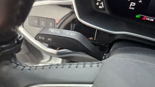 Audi Q3 (F3) 35 TDI 2020 30