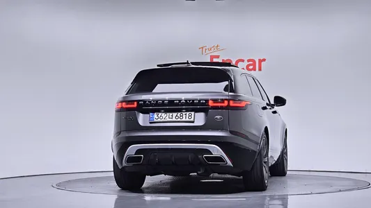 Land Rover 레인지로버 벨라 3.0 D300 R- SE 2017 4