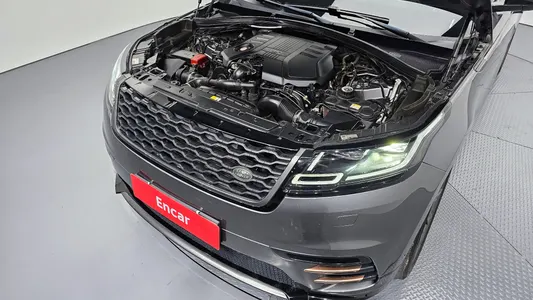 Land Rover 레인지로버 벨라 3.0 D300 R- SE 2017 6
