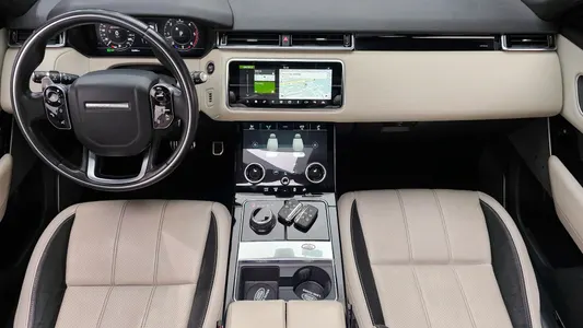 Land Rover 레인지로버 벨라 3.0 D300 R- SE 2017 7