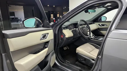 Land Rover 레인지로버 벨라 3.0 D300 R- SE 2017 10