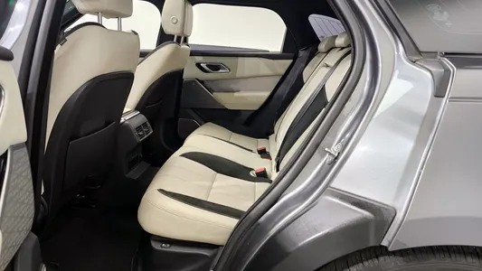 Land Rover 레인지로버 벨라 3.0 D300 R- SE 2017 26
